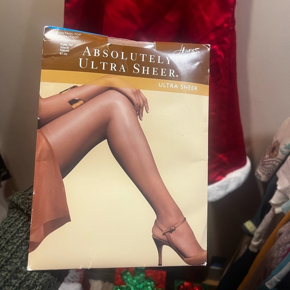 🤎 Hanes Absolutely Ultra Sheer Control Top Sandlefoot Natural Pantyhose - Picture 1 of 2
